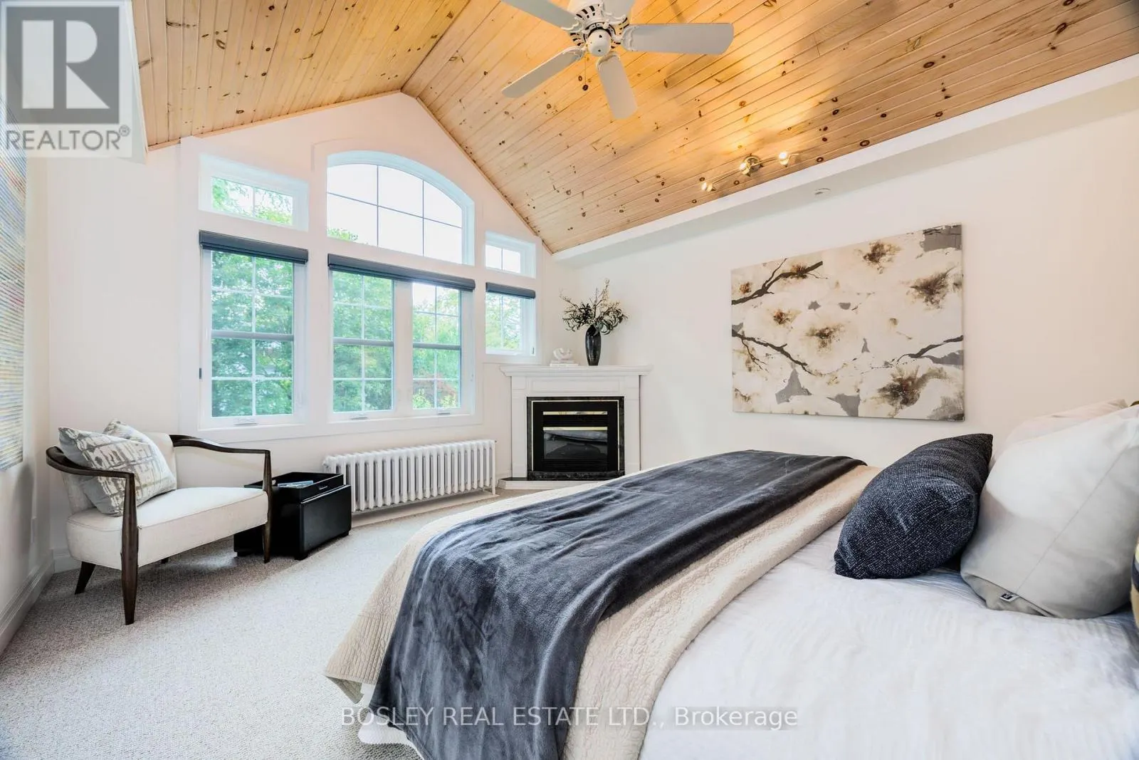 112 BRENTCLIFFE ROAD