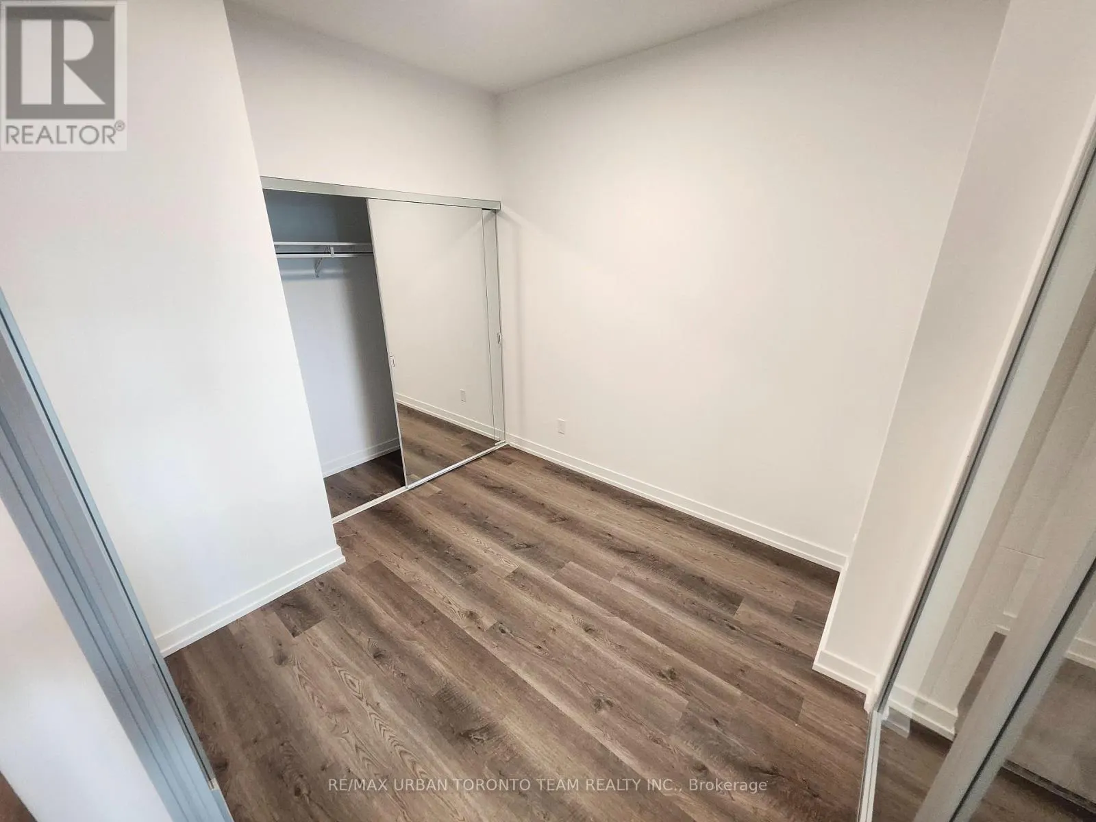 2801 - 771 YONGE STREET