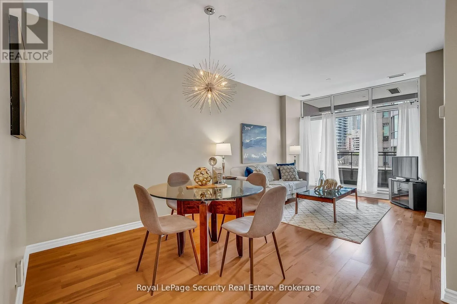 403 - 980 YONGE STREET