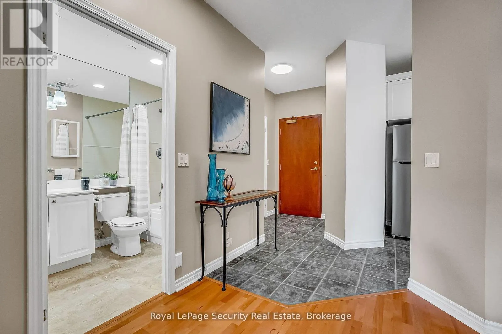 403 - 980 YONGE STREET