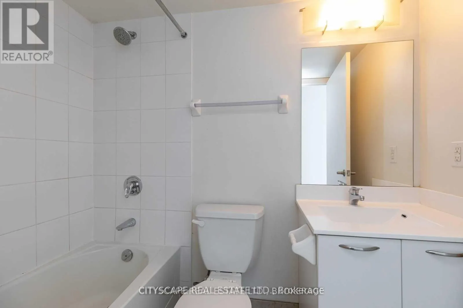 2115 - 38 JOE SHUSTER WAY