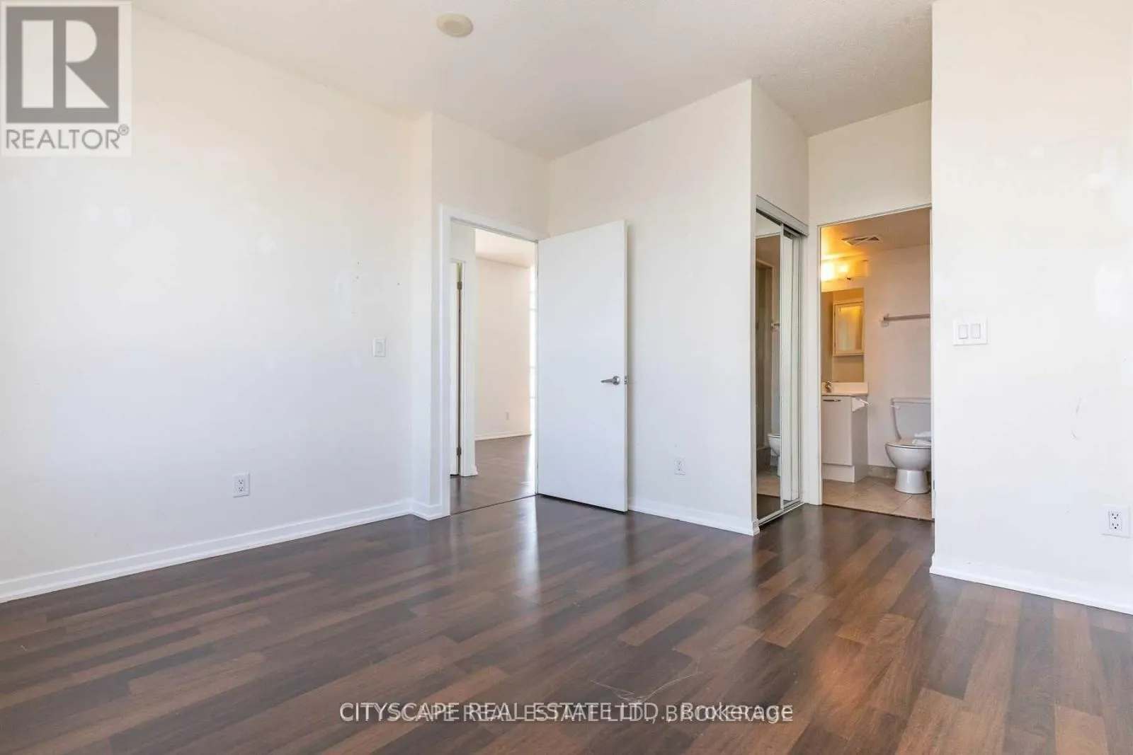 2115 - 38 JOE SHUSTER WAY