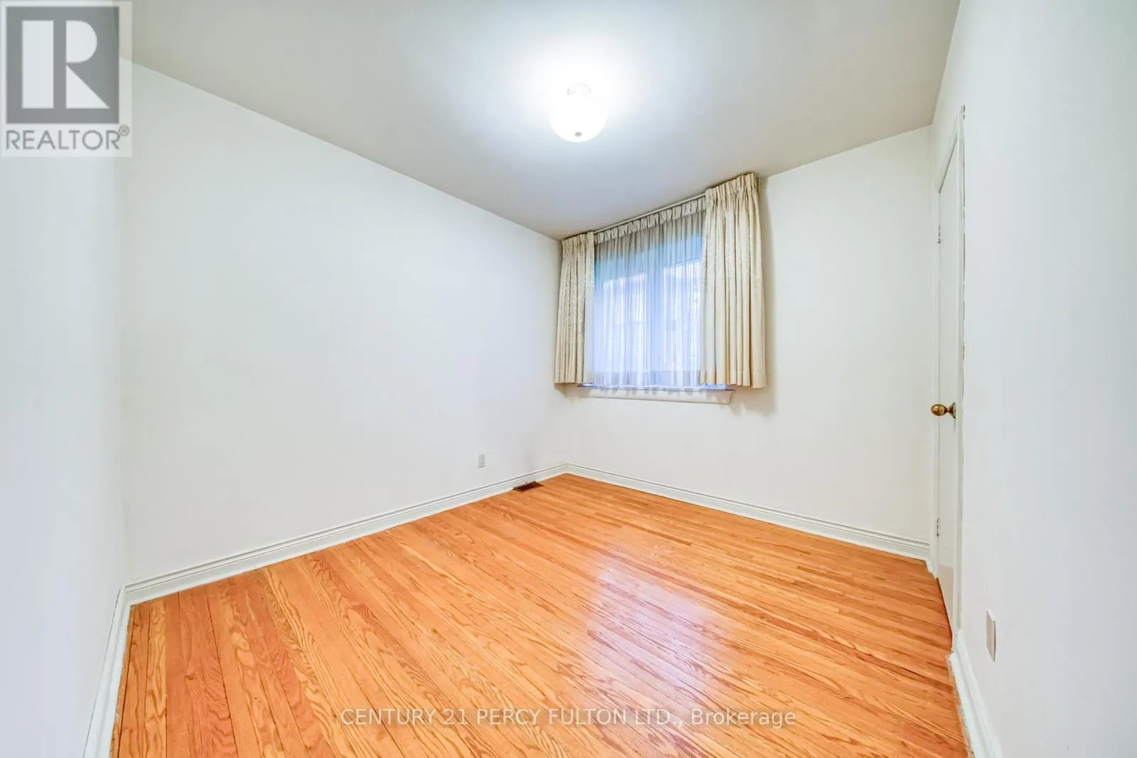 73 BERKINSHAW CRESCENT