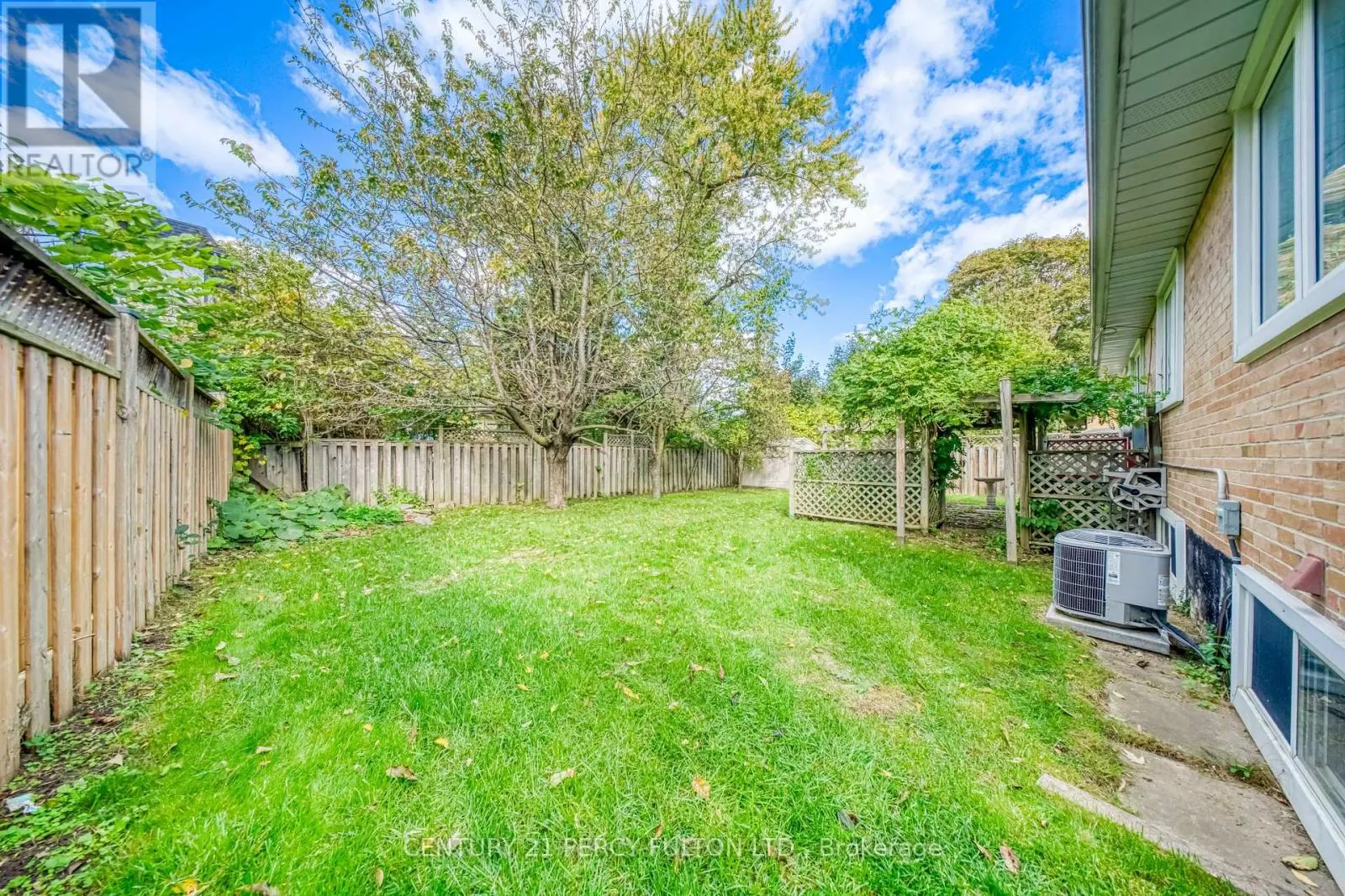 73 BERKINSHAW CRESCENT