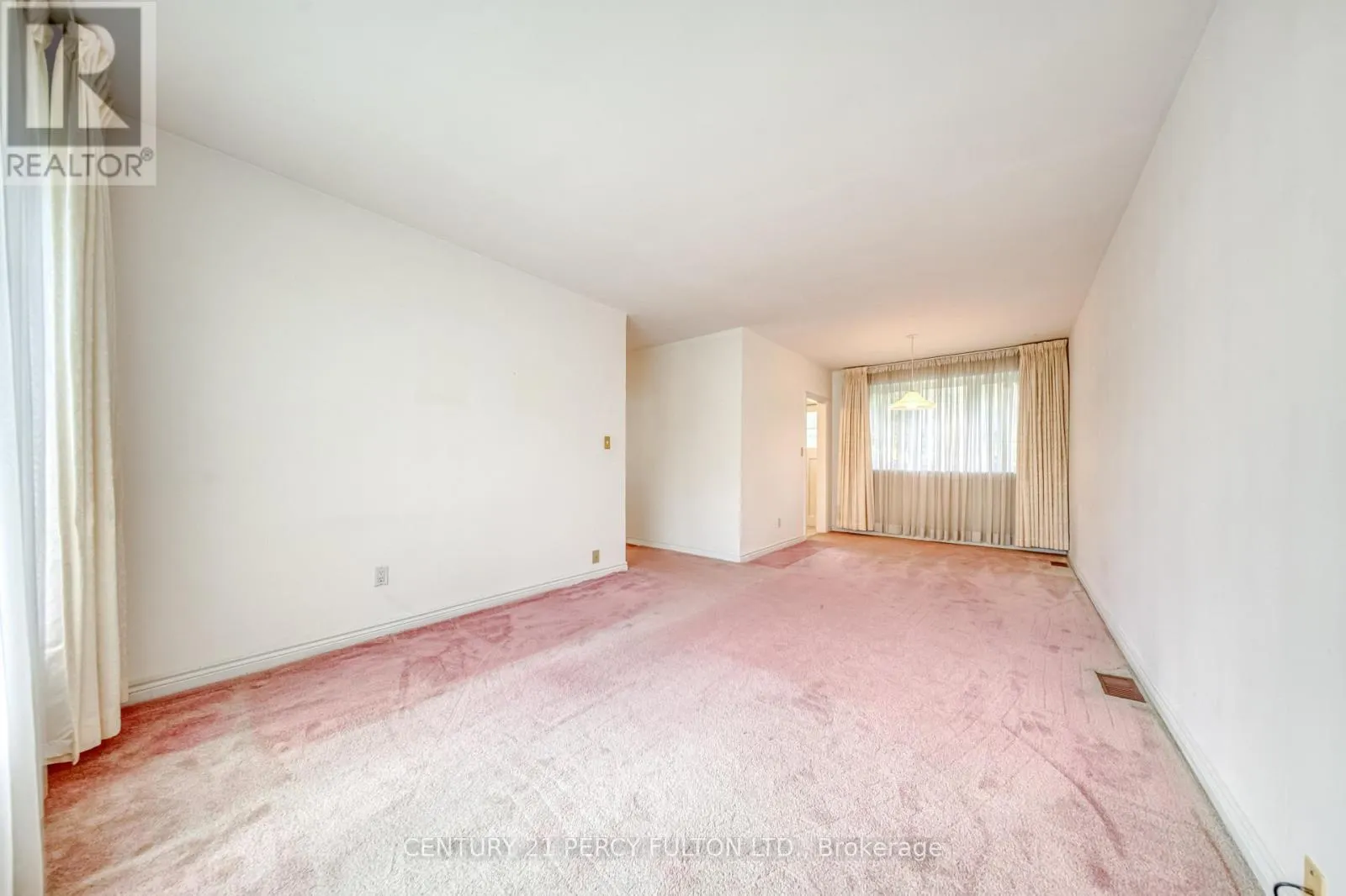 73 BERKINSHAW CRESCENT