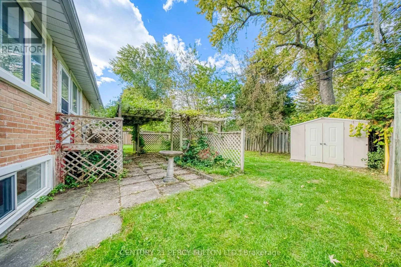 73 BERKINSHAW CRESCENT