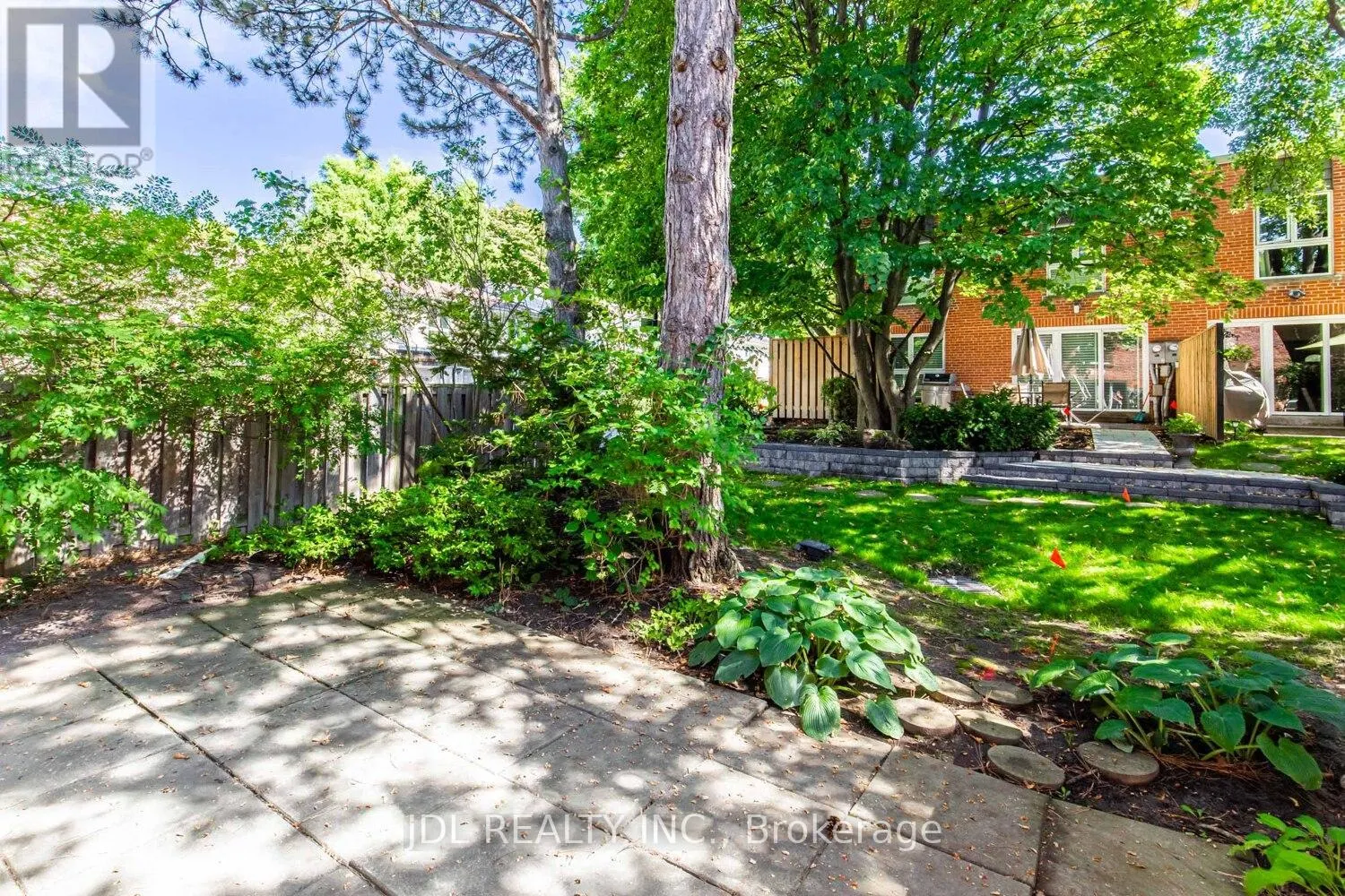 217 - 29 SCENIC MILL WAY