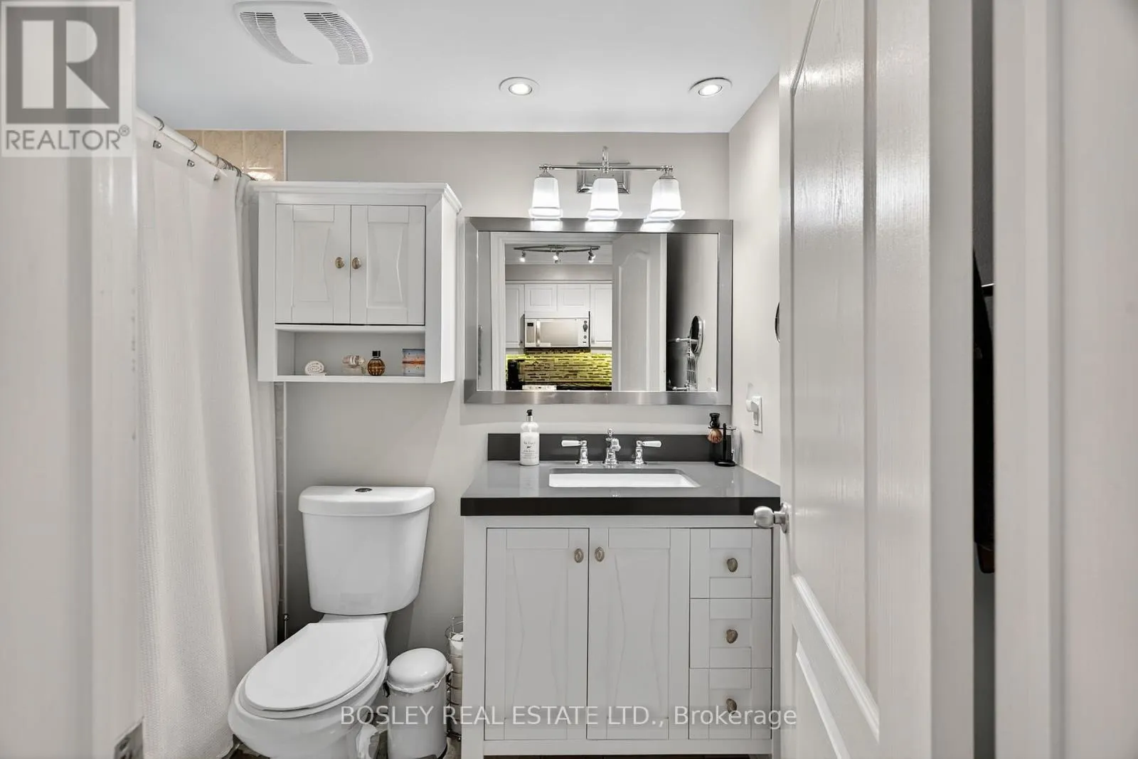 2212 - 12 SUDBURY STREET