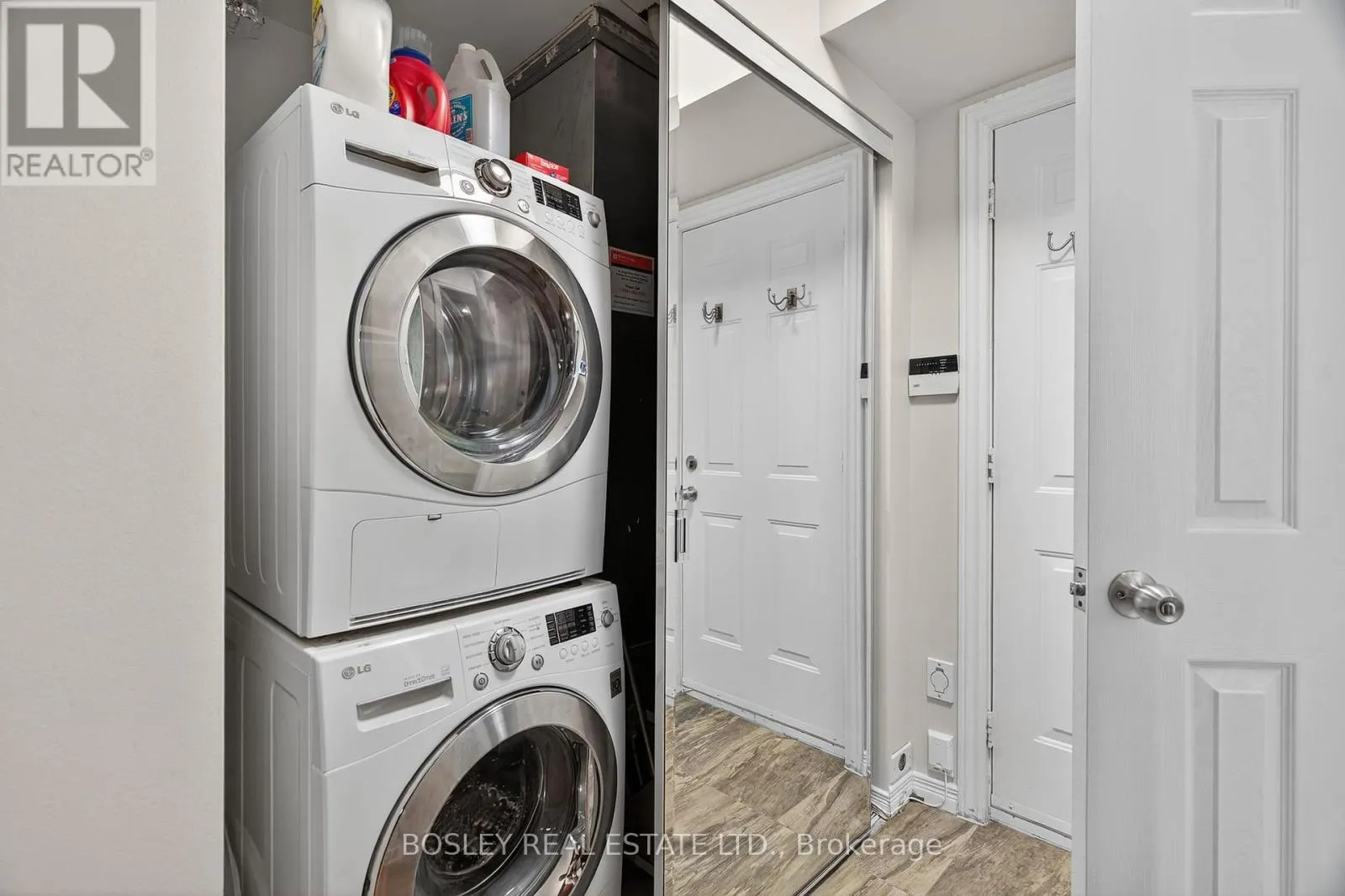 2212 - 12 SUDBURY STREET