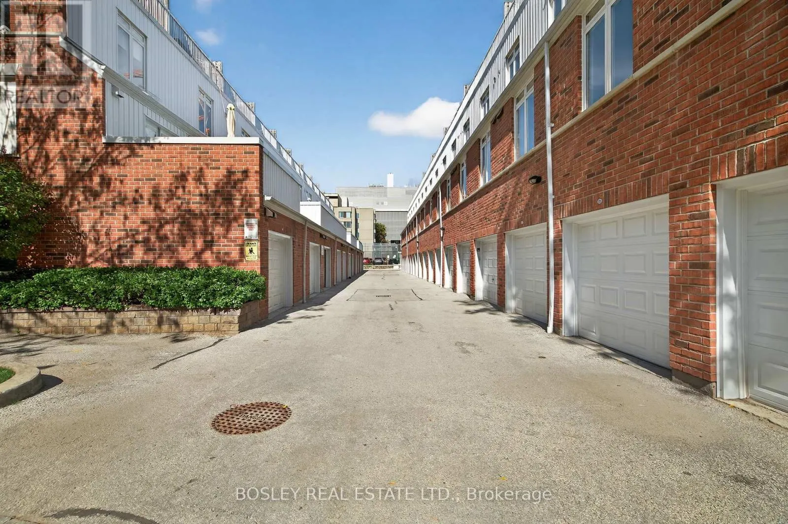 2212 - 12 SUDBURY STREET