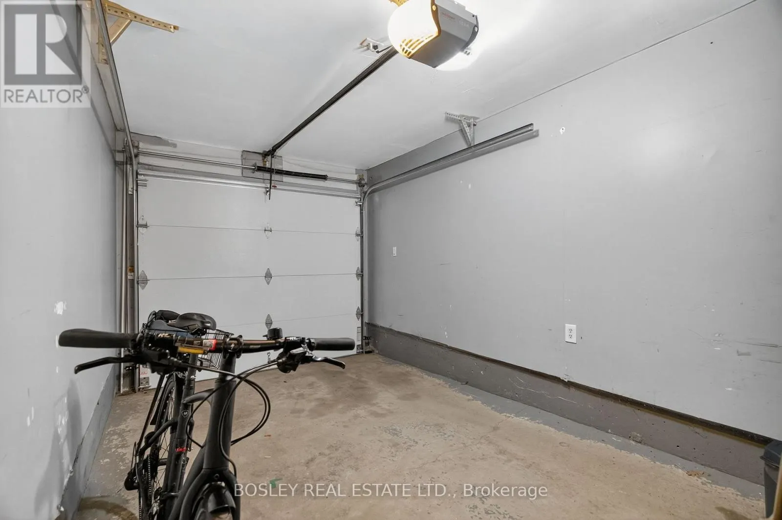 2212 - 12 SUDBURY STREET