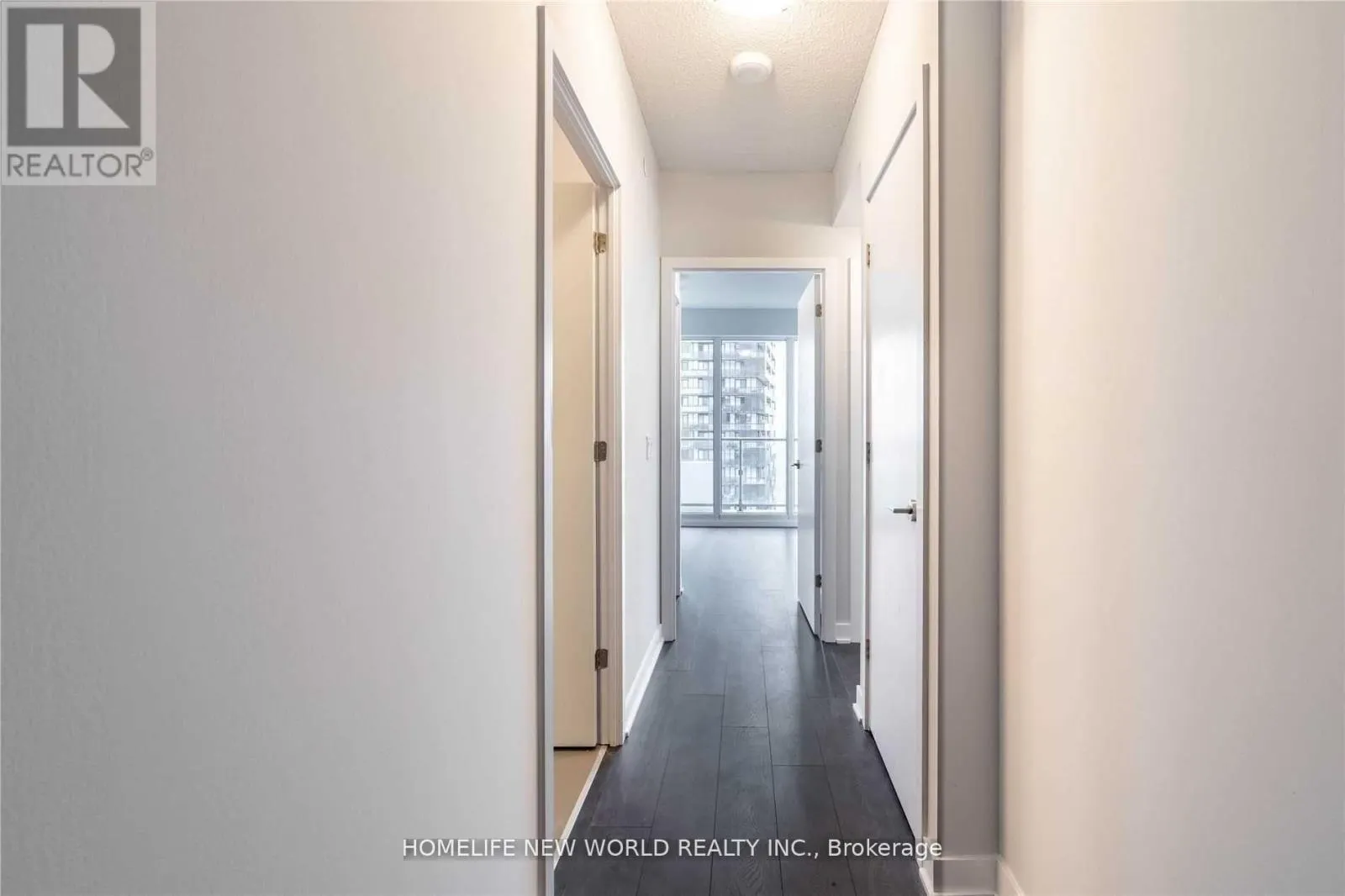 3802 - 2221 YONGE STREET