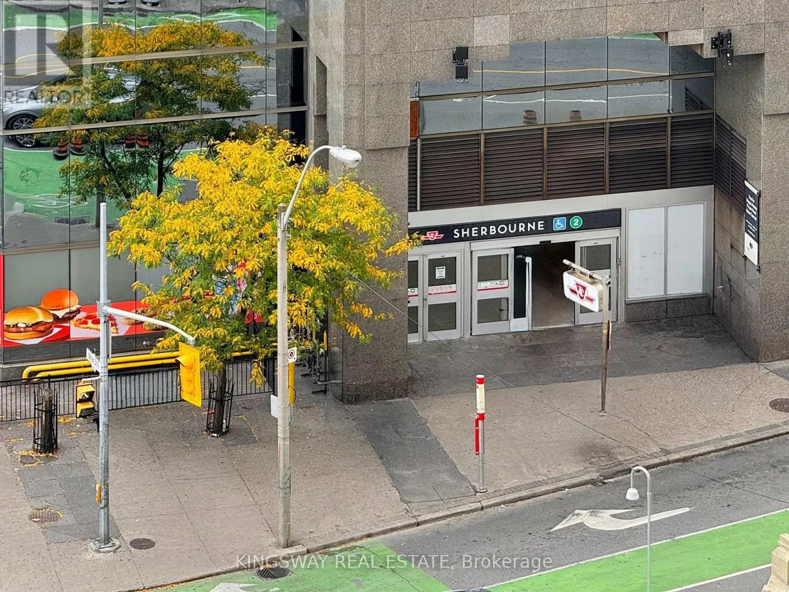 1607 - 388 BLOOR STREET E