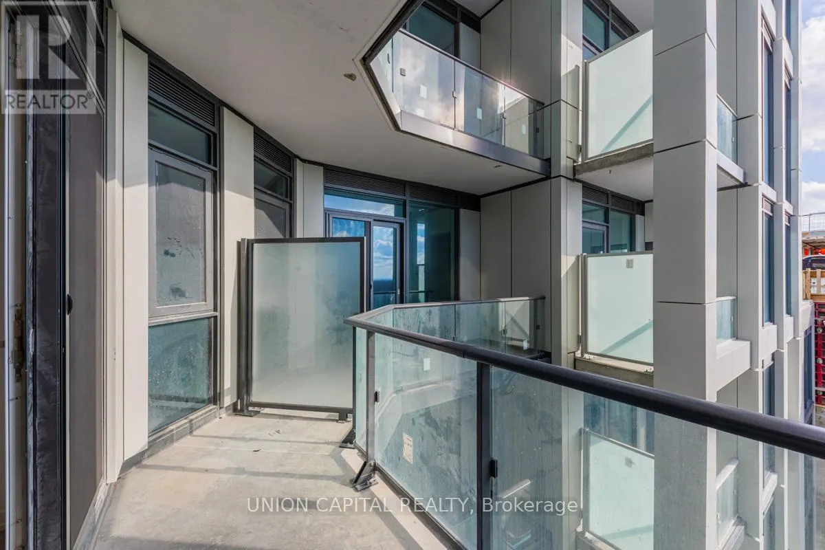 901 - 2020 BATHURST STREET