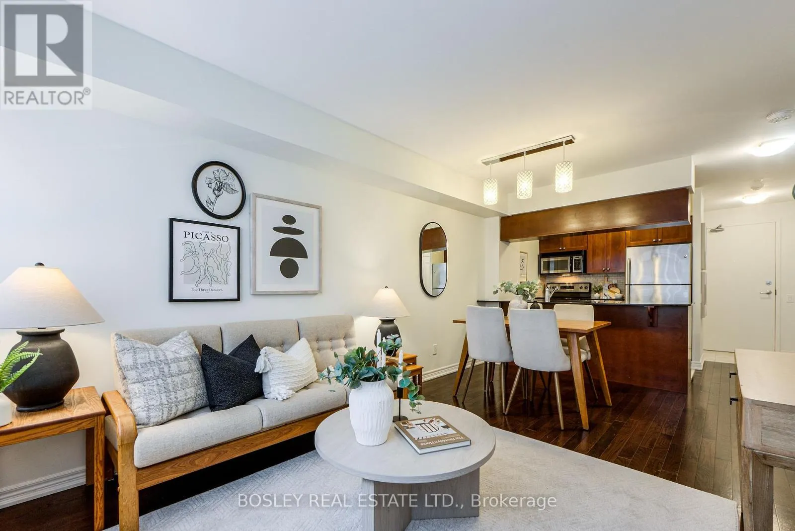 306 - 60 ST. CLAIR AVENUE W