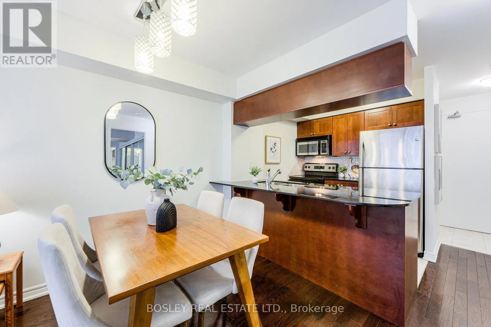 306 - 60 ST. CLAIR AVENUE W