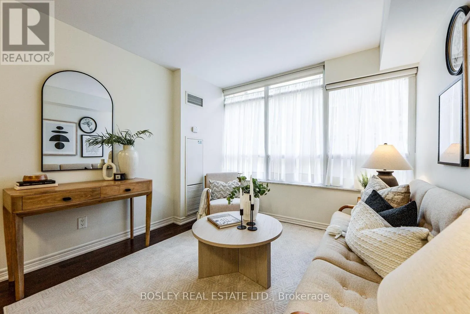 306 - 60 ST. CLAIR AVENUE W