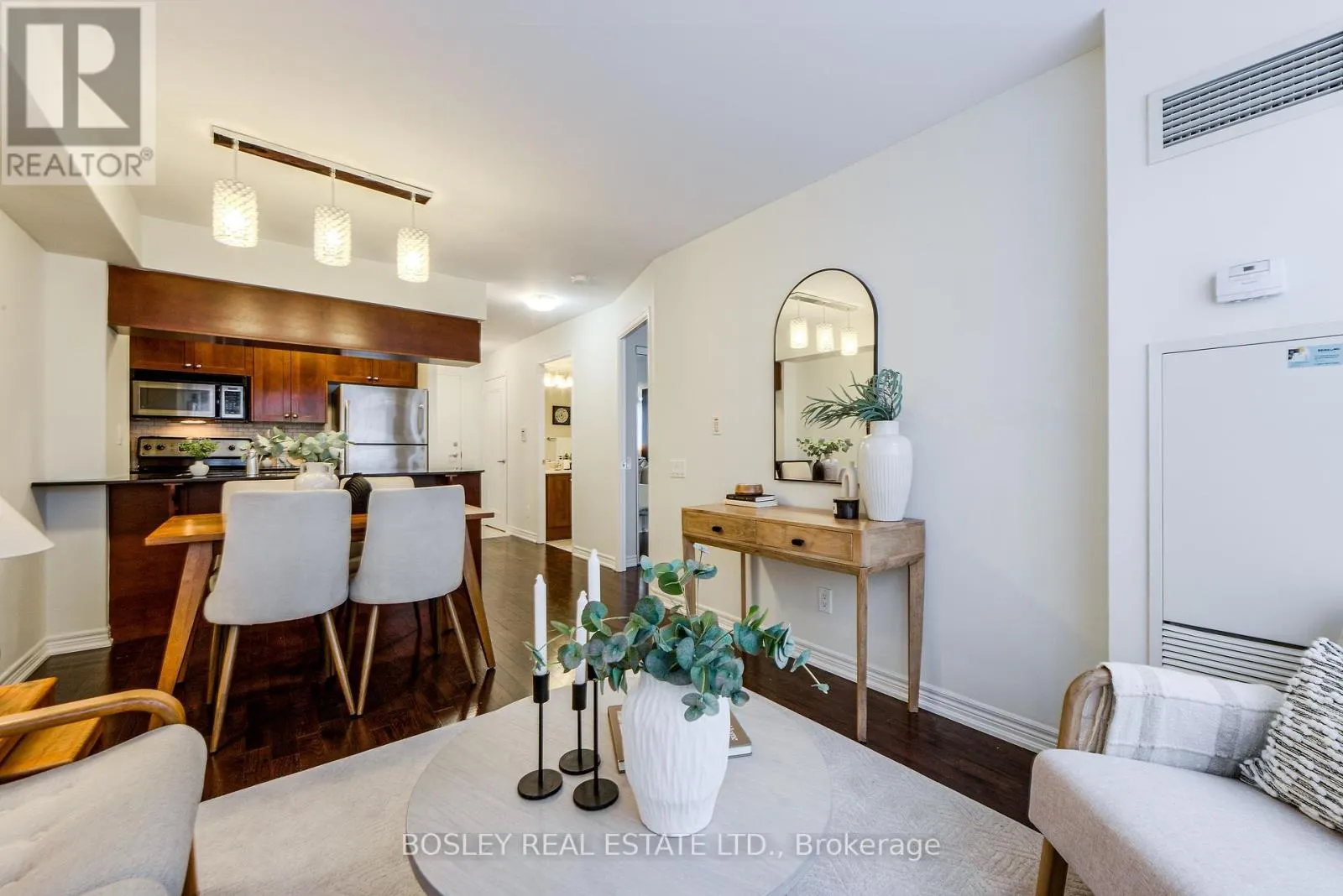 306 - 60 ST. CLAIR AVENUE W