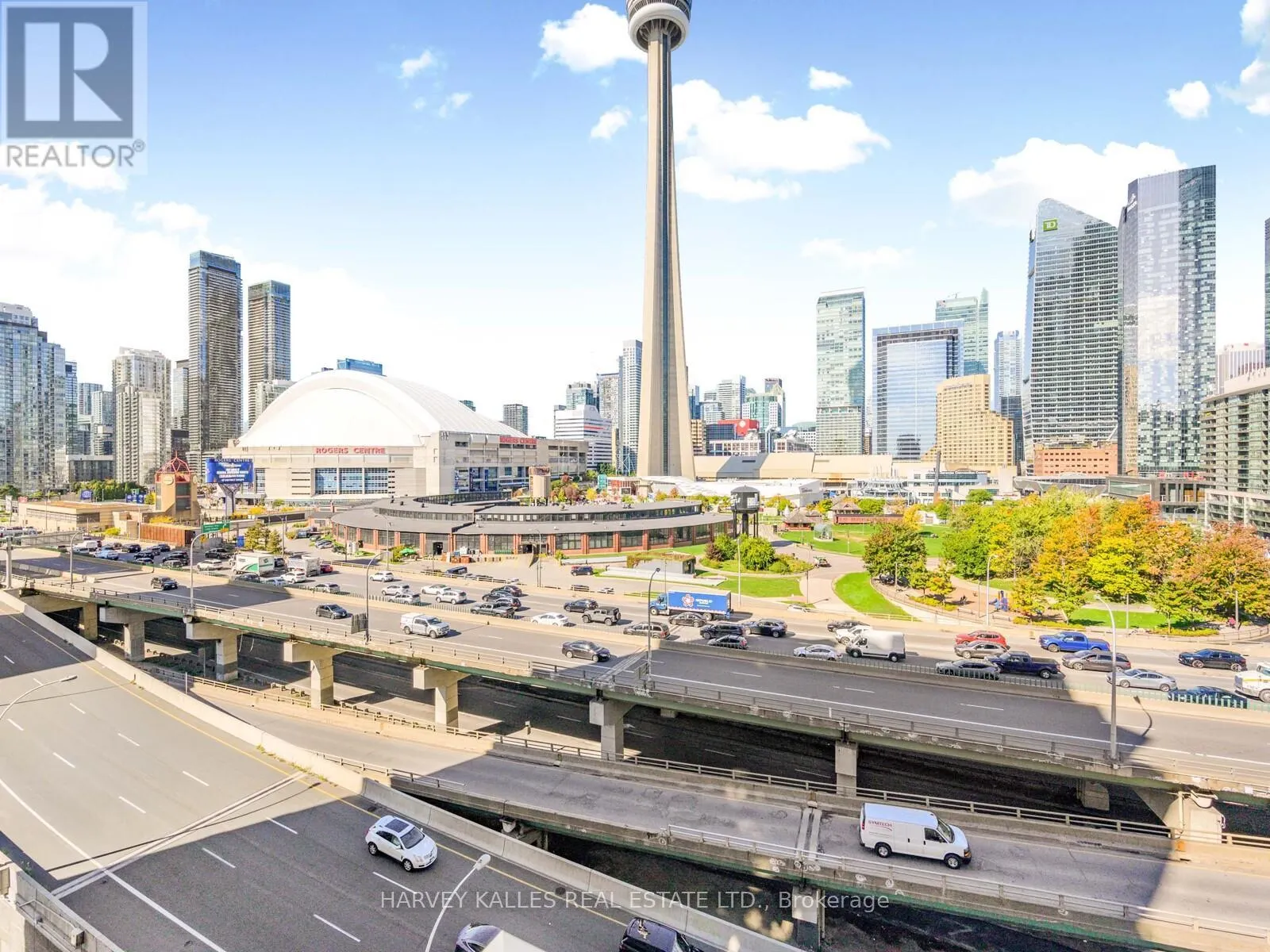 1115 - 228 QUEENS QUAY W