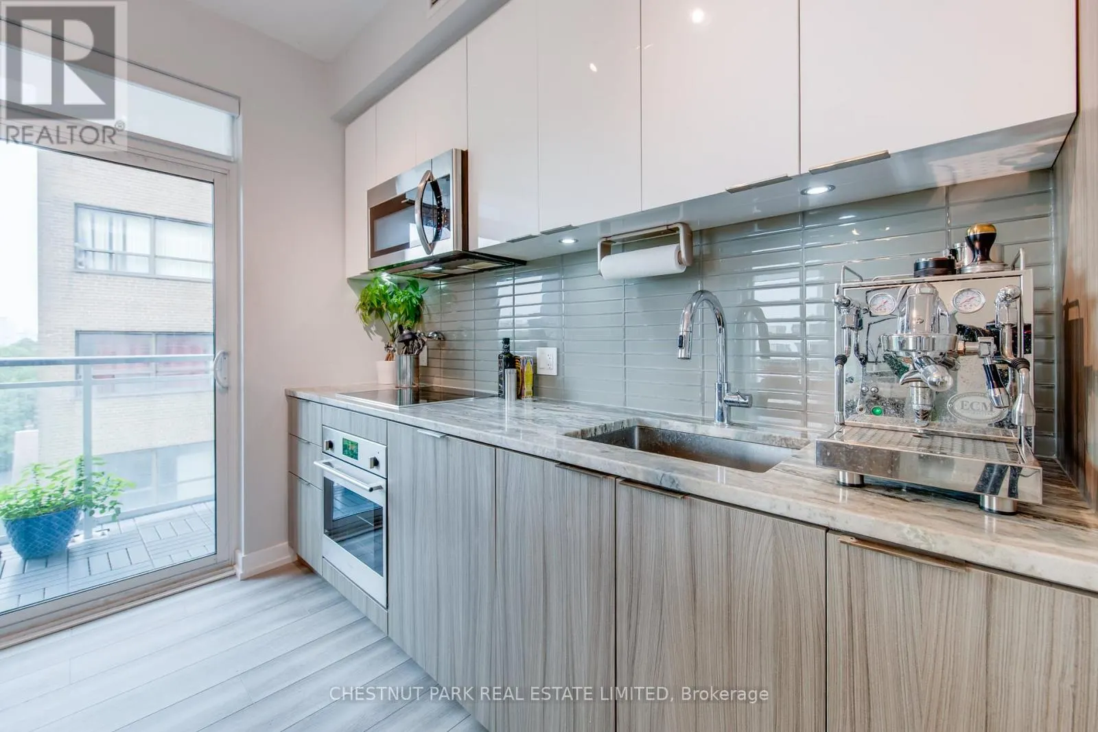 614 - 223 ST. CLAIR AVENUE W