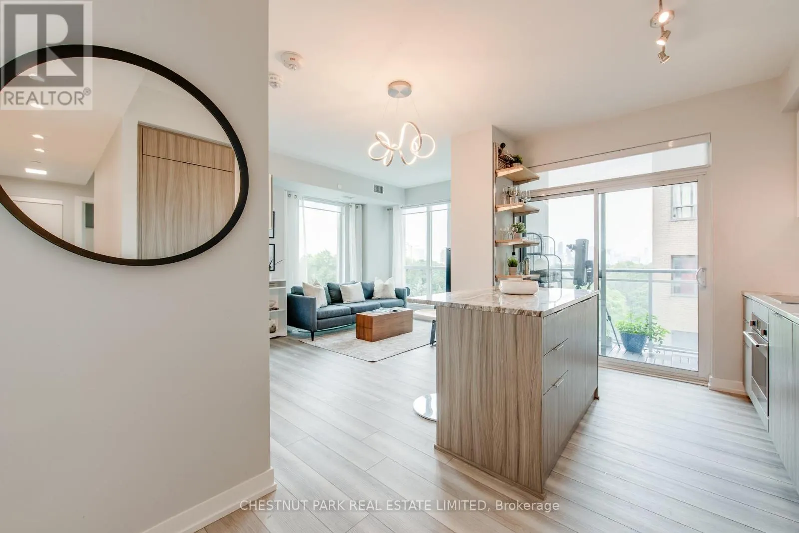 614 - 223 ST. CLAIR AVENUE W
