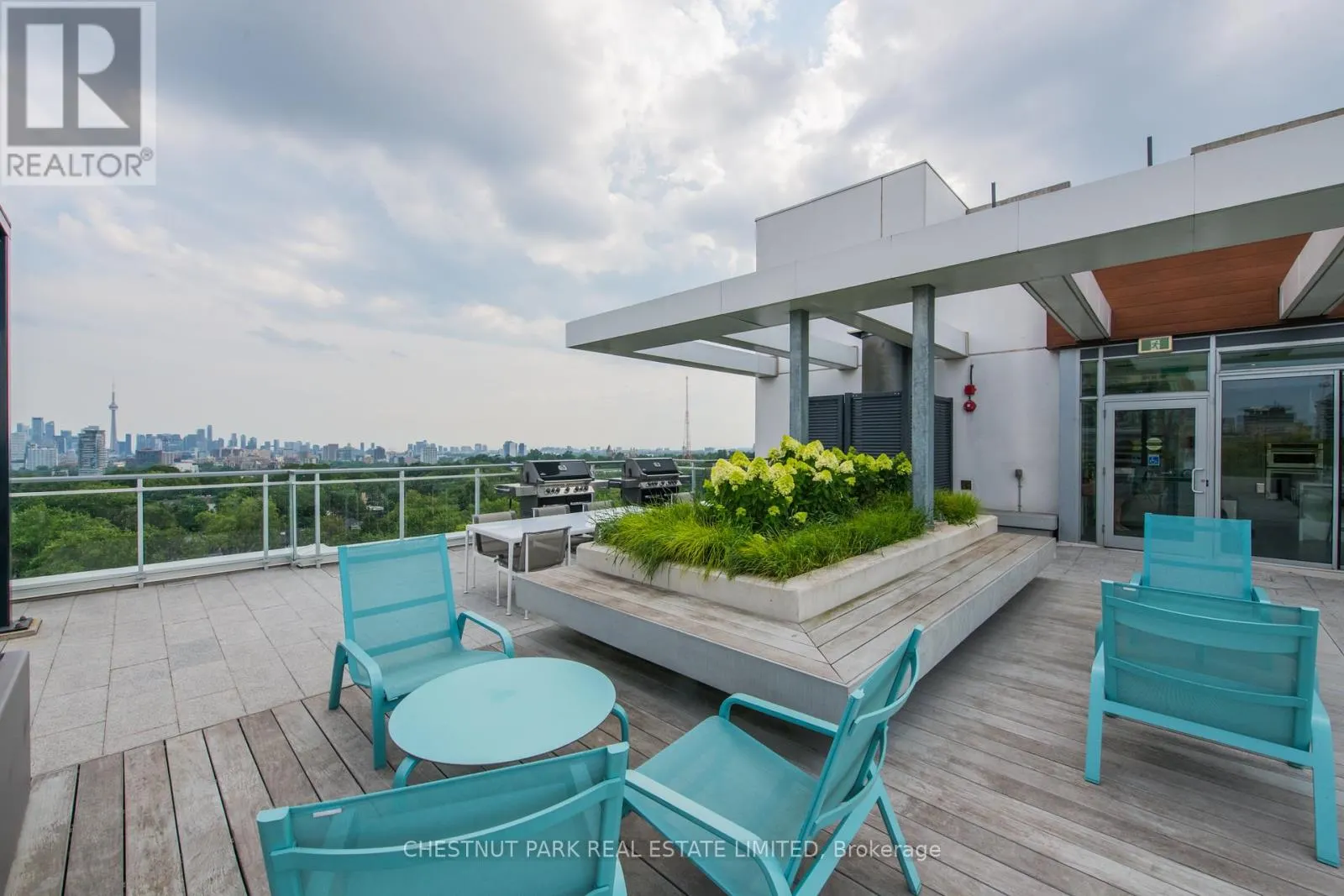 614 - 223 ST. CLAIR AVENUE W