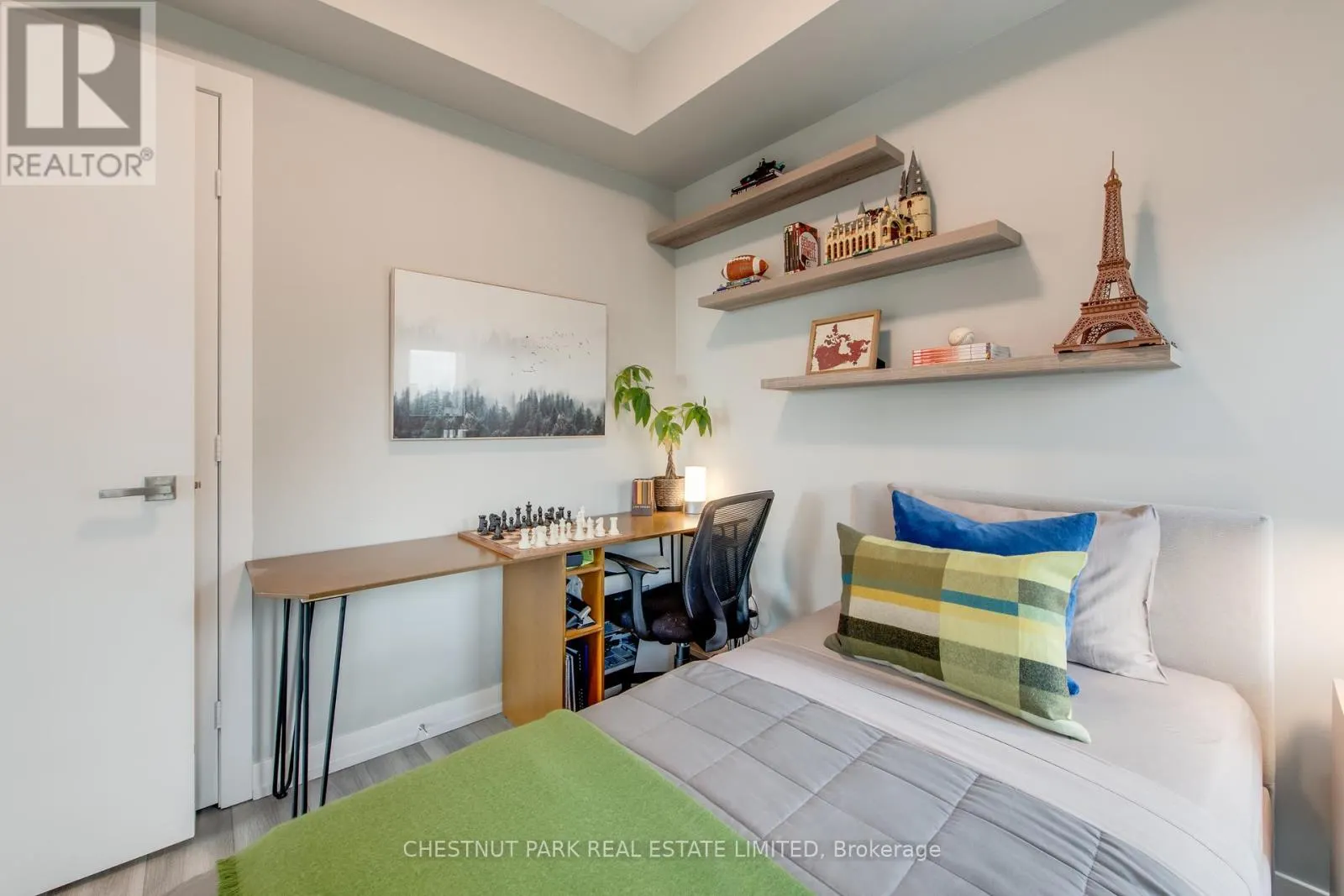 614 - 223 ST. CLAIR AVENUE W