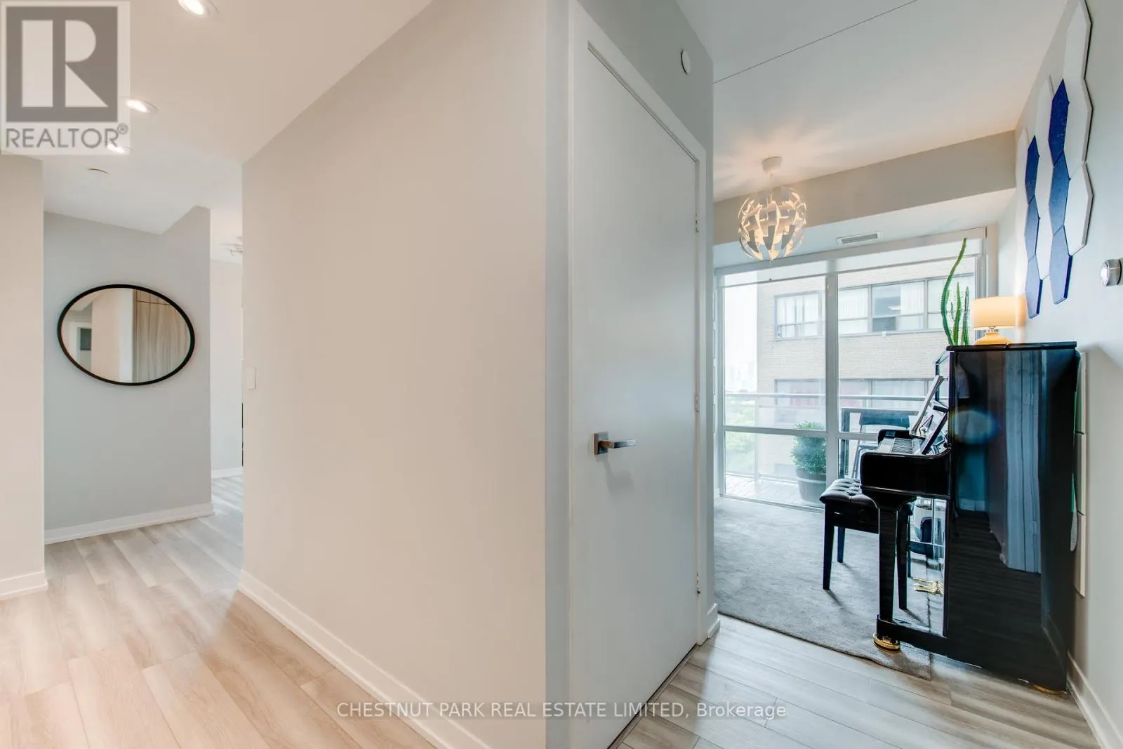 614 - 223 ST. CLAIR AVENUE W