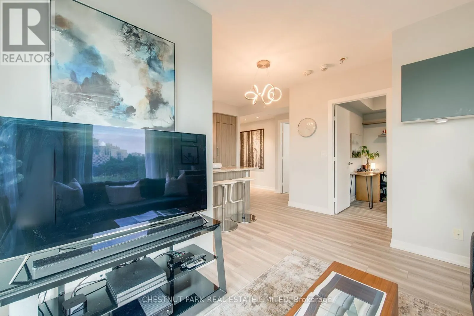 614 - 223 ST. CLAIR AVENUE W