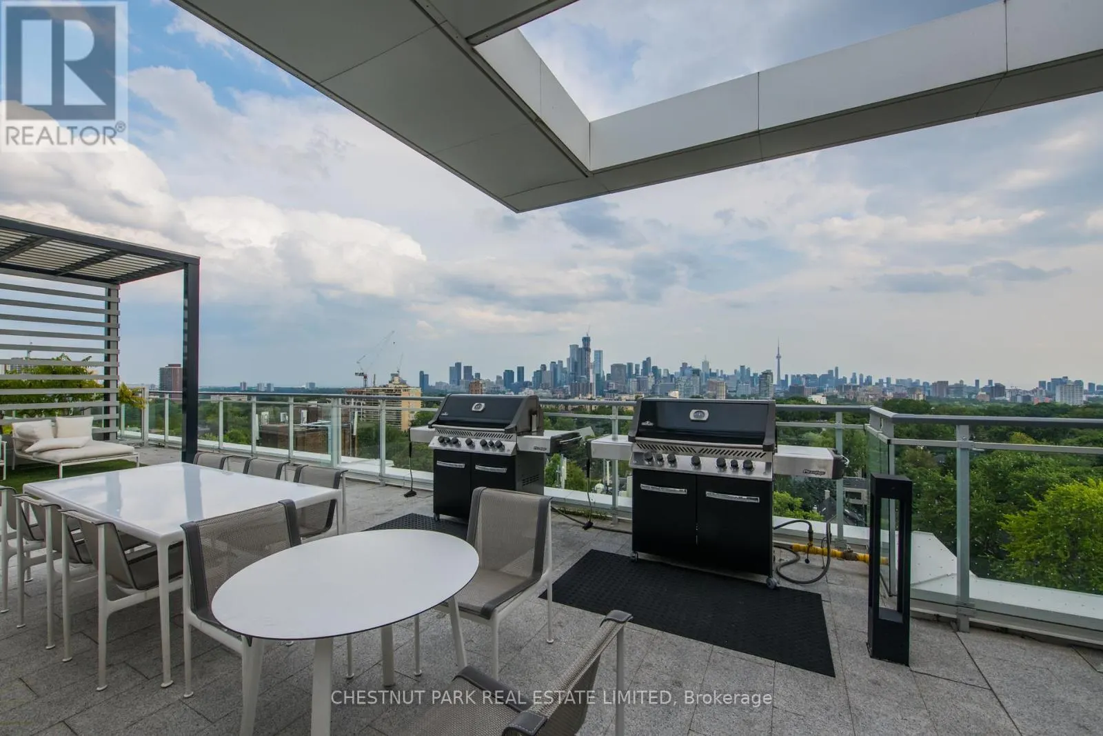 614 - 223 ST. CLAIR AVENUE W