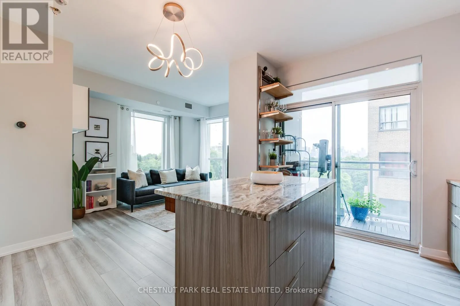 614 - 223 ST. CLAIR AVENUE W