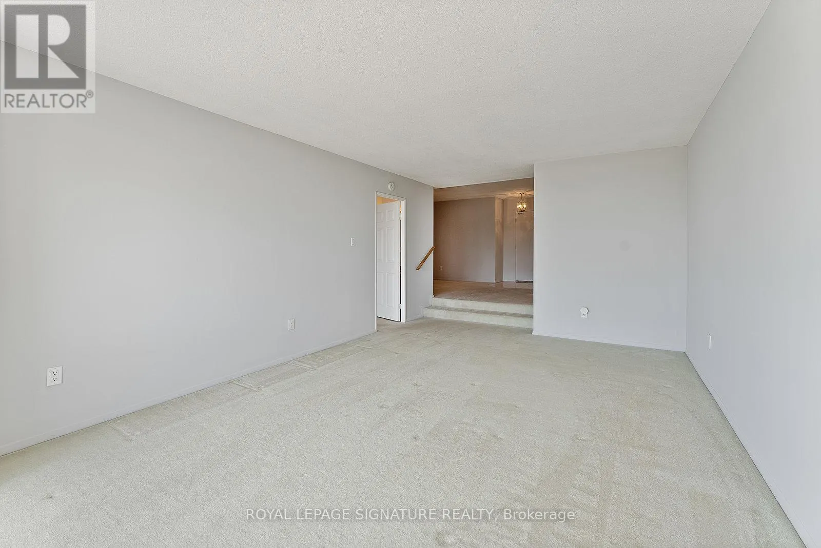 404 - 1555 FINCH AVENUE E
