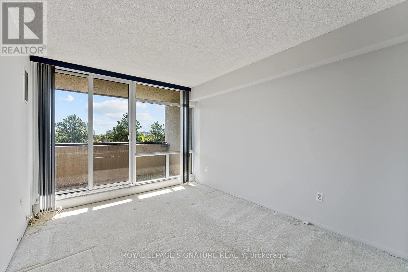404 - 1555 FINCH AVENUE E