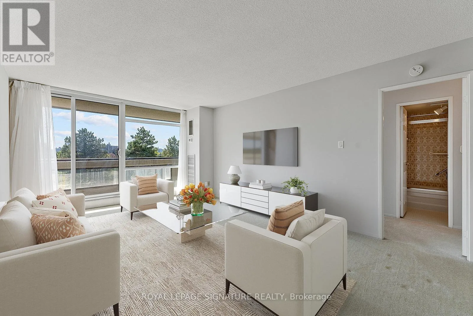 404 - 1555 FINCH AVENUE E