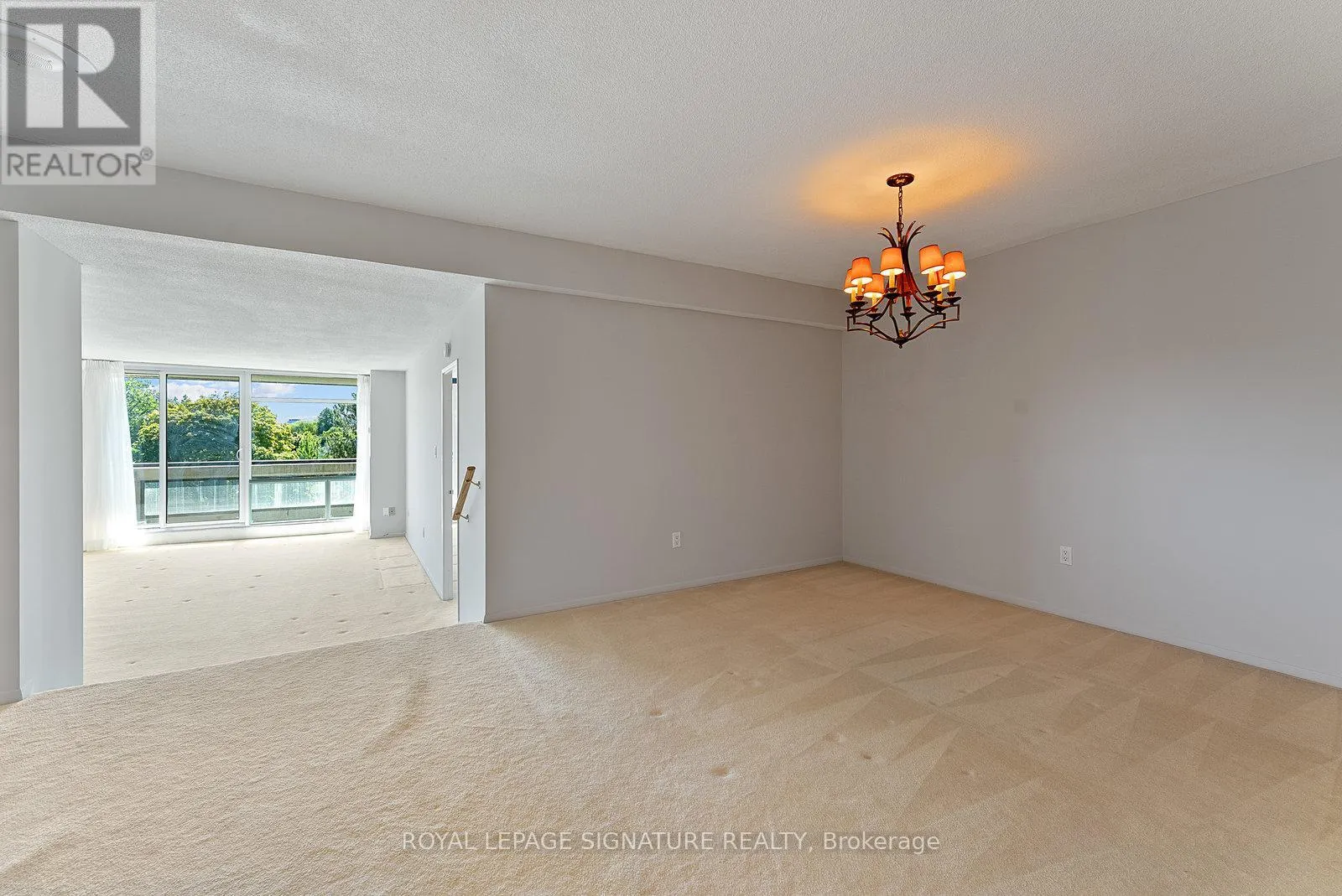 404 - 1555 FINCH AVENUE E