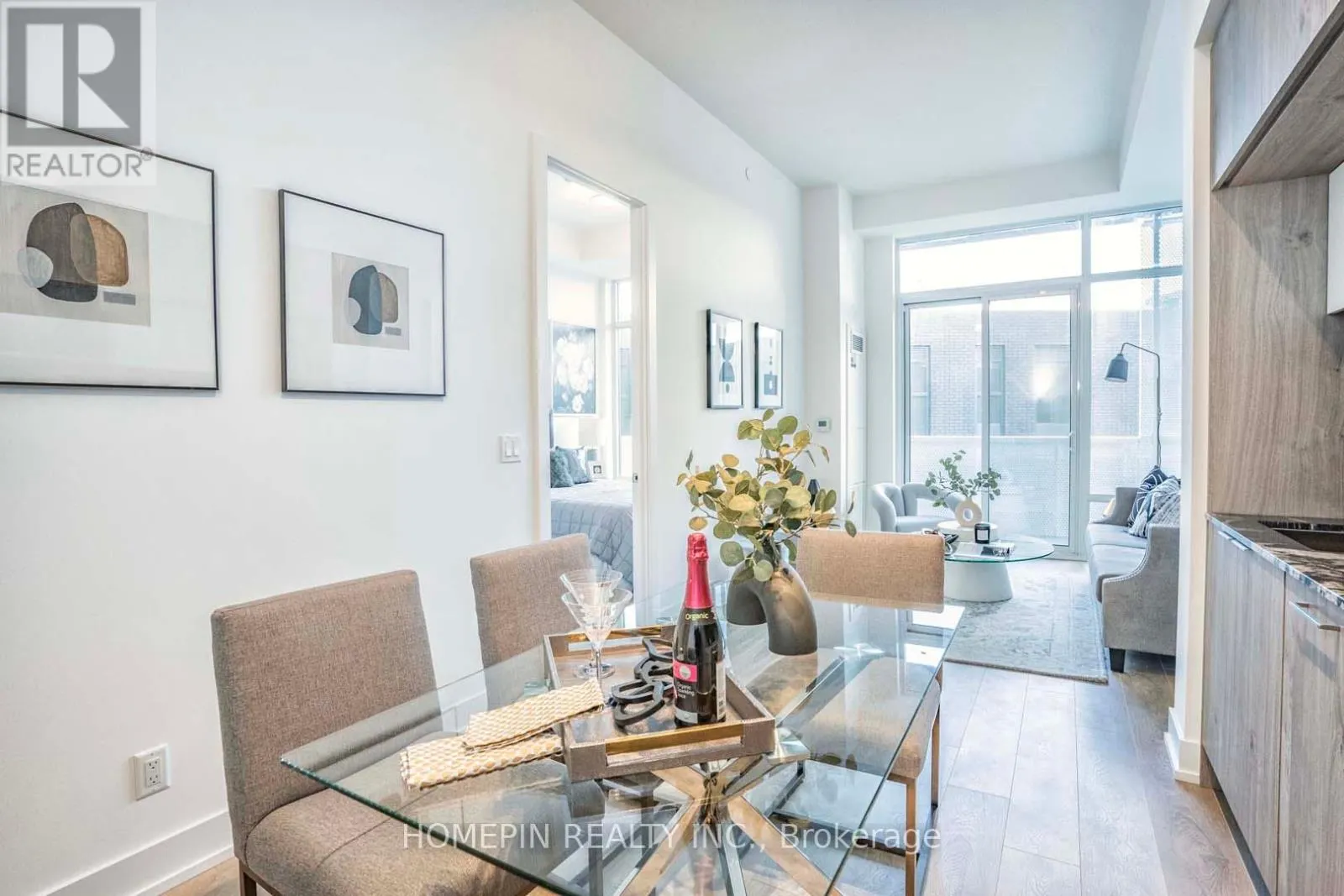 611 - 25 ADRA GRADO WAY
