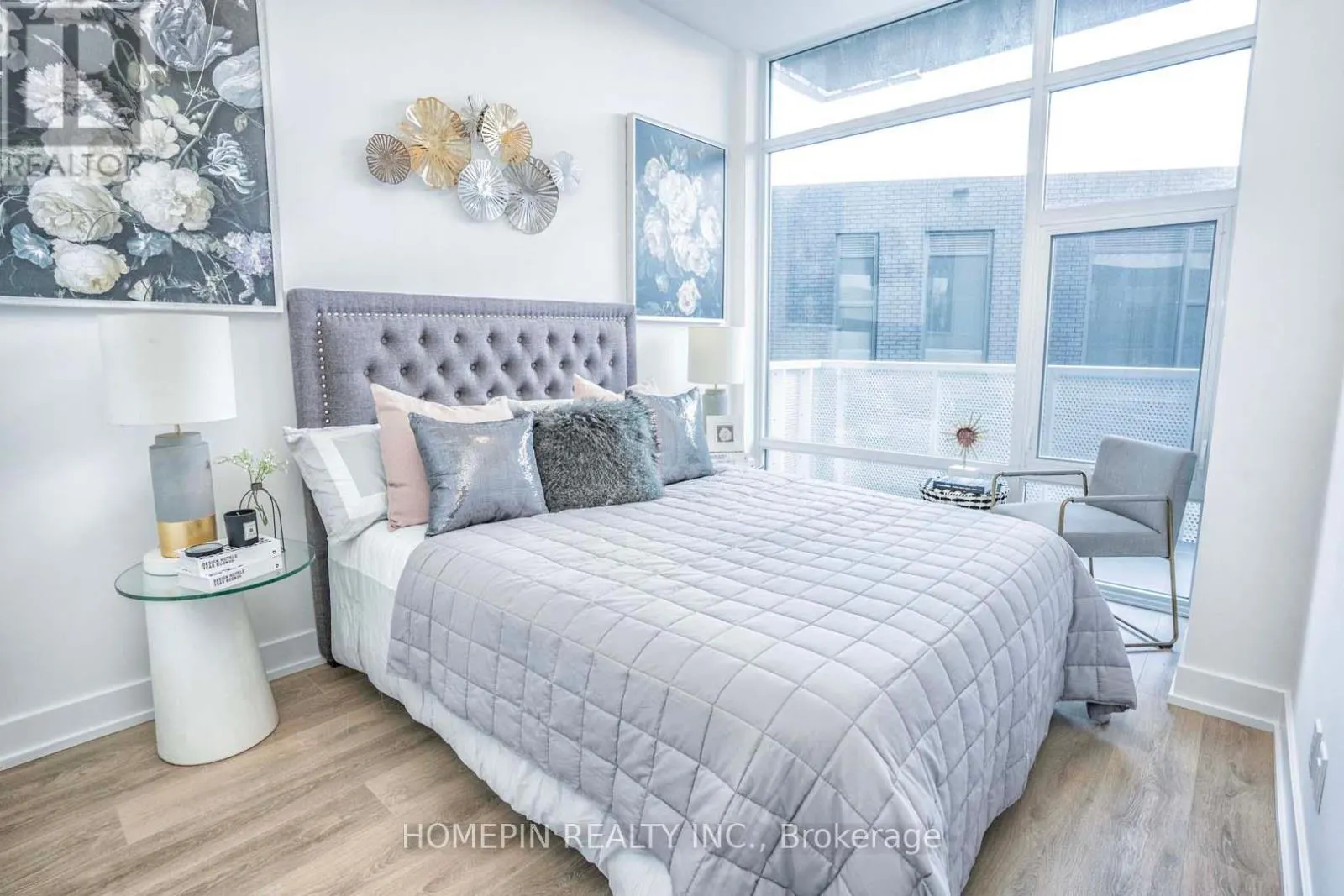 611 - 25 ADRA GRADO WAY