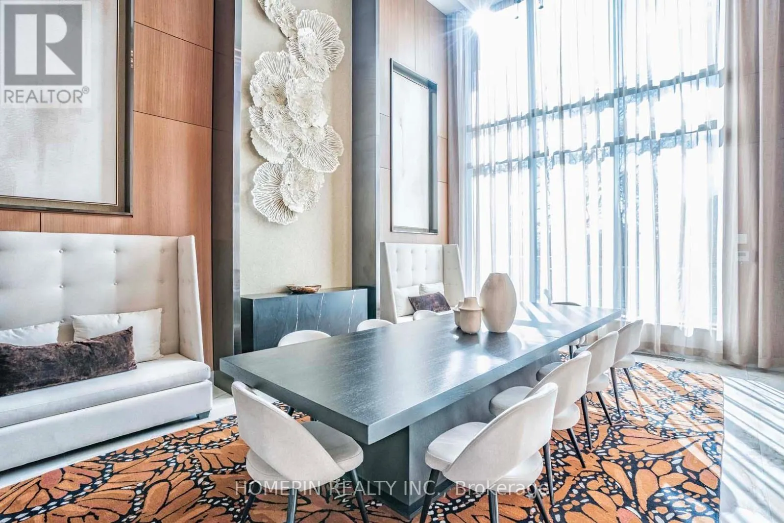 611 - 25 ADRA GRADO WAY