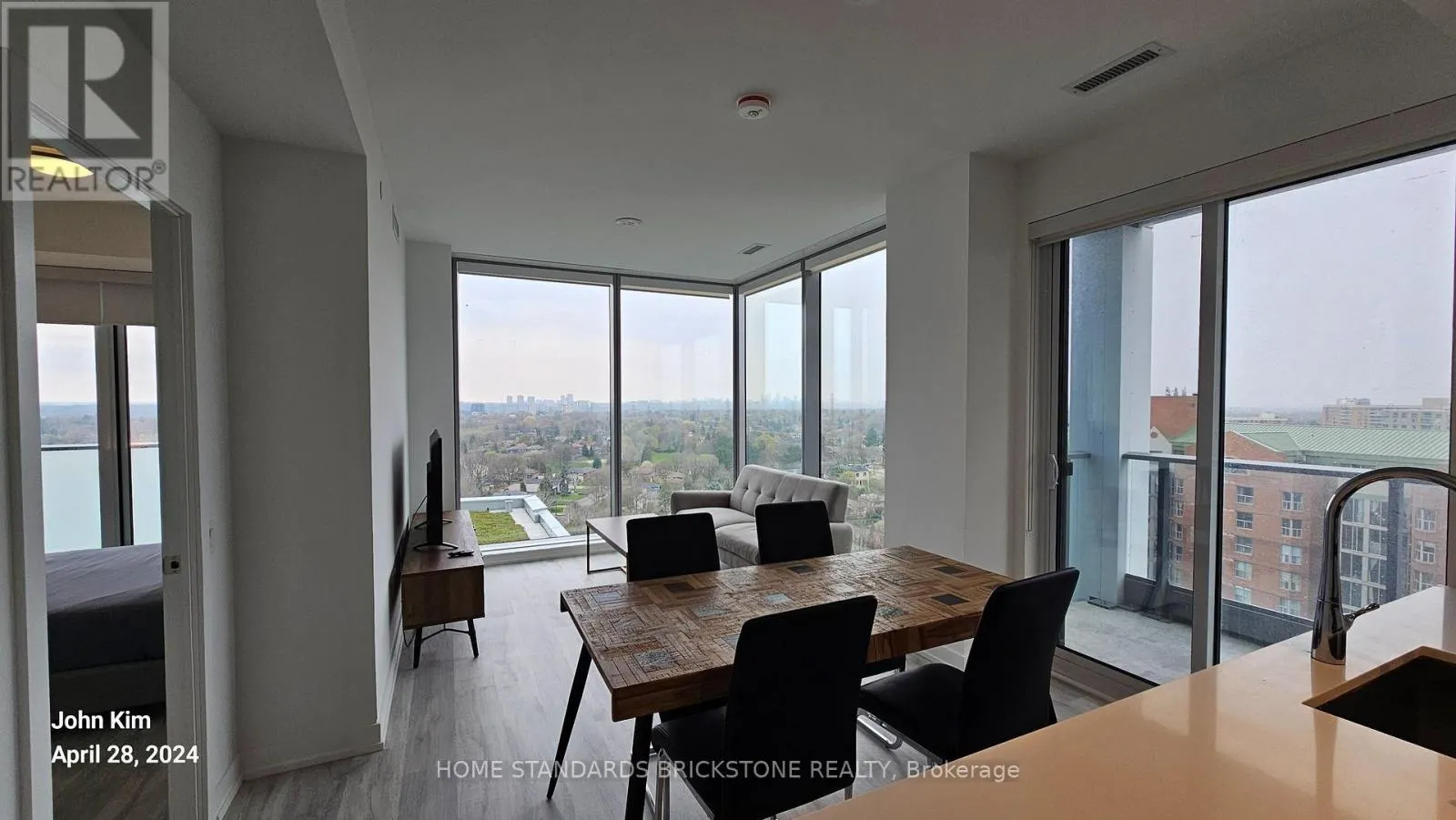 1304S - 8 OLYMPIC GARDEN DRIVE