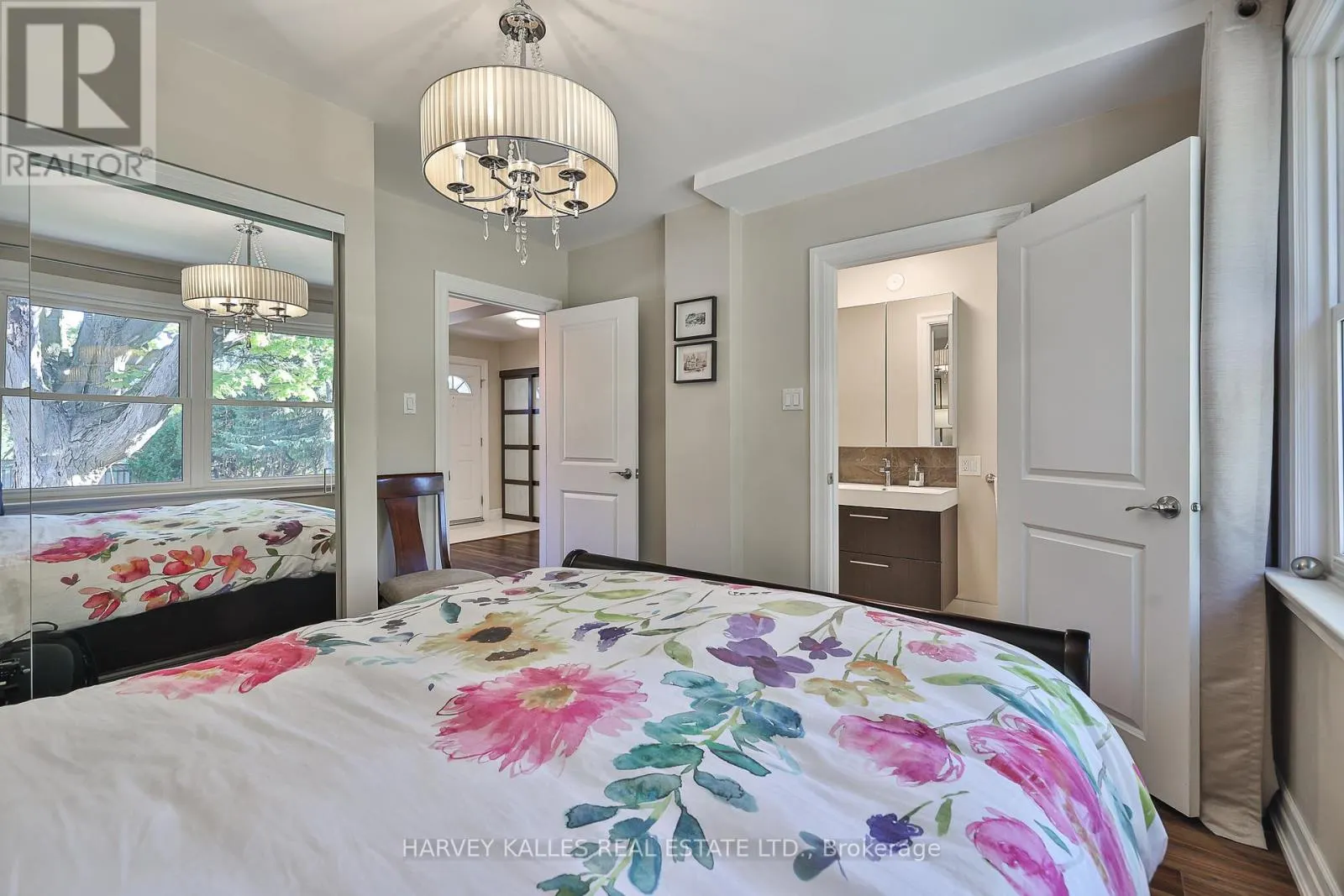 72 CRAIGMORE CRESCENT