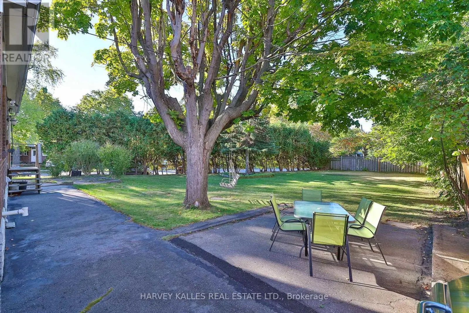 72 CRAIGMORE CRESCENT