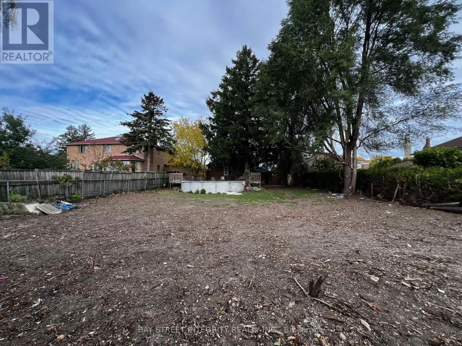 203 DREWRY AVENUE