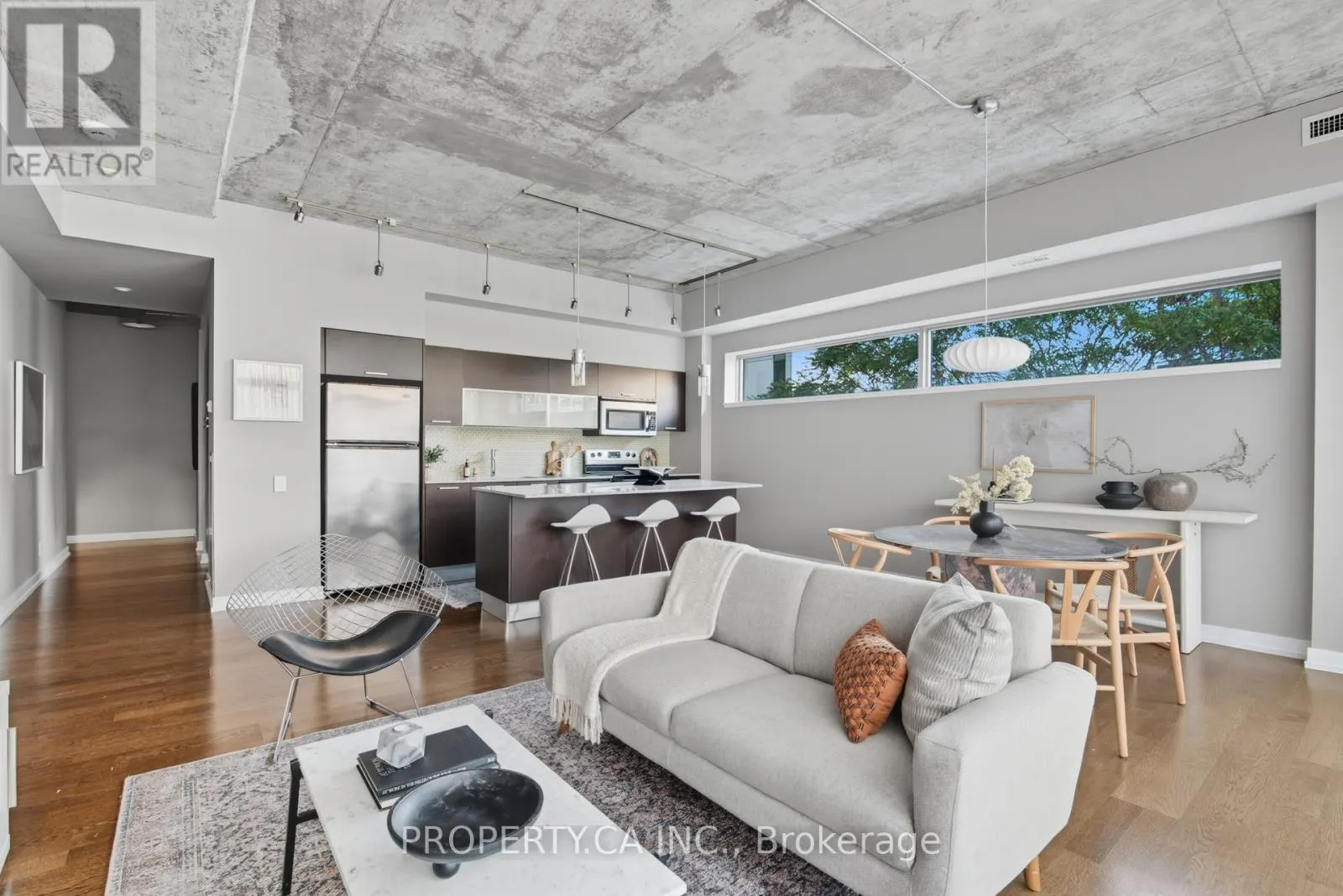 403 - 10 MORRISON STREET