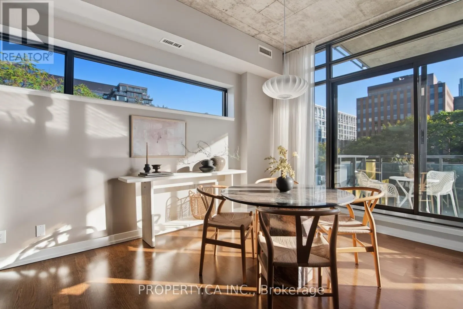 403 - 10 MORRISON STREET