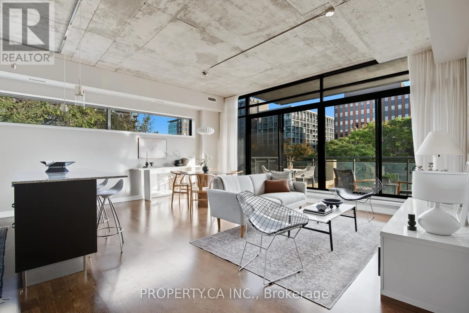 403 - 10 MORRISON STREET
