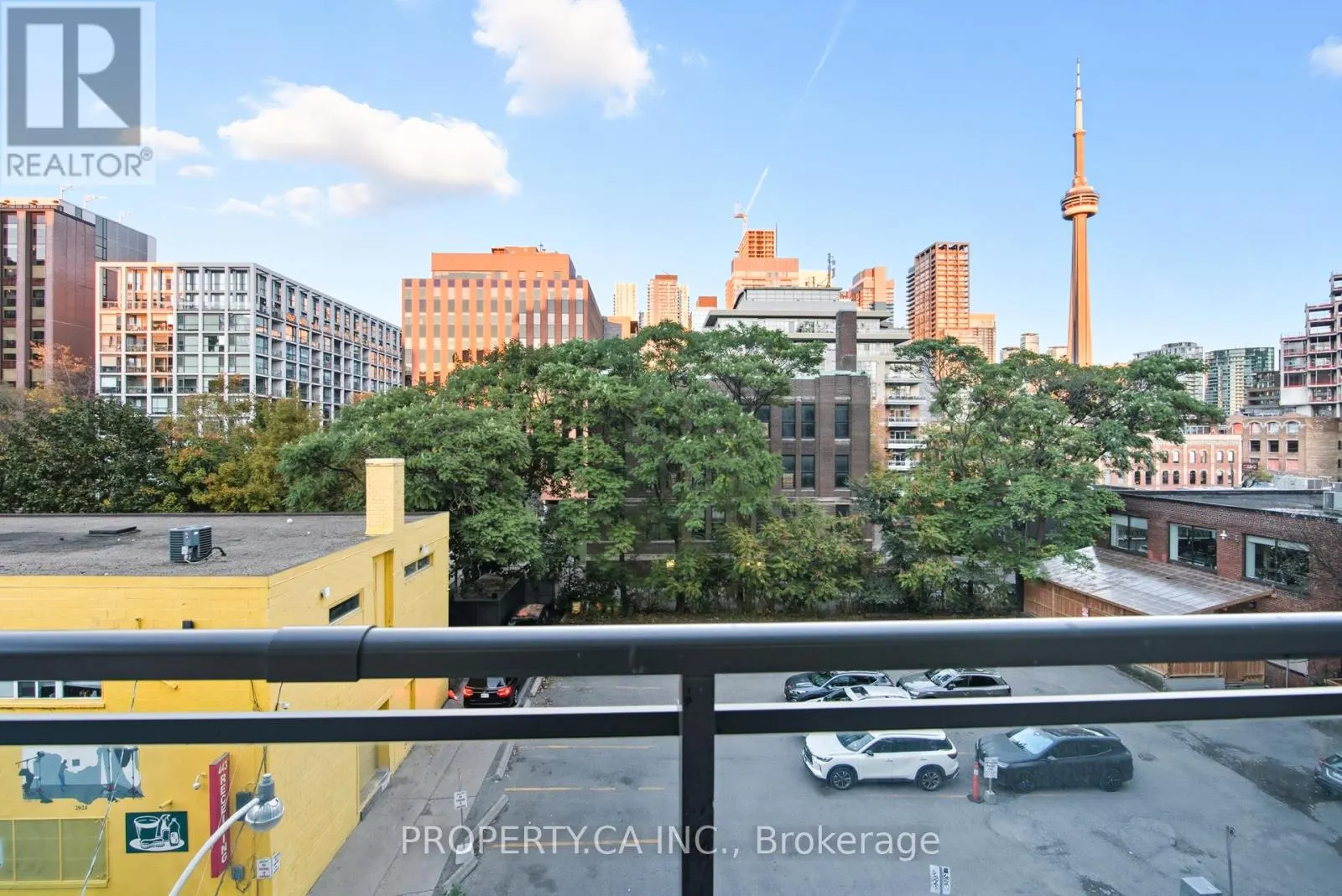 403 - 10 MORRISON STREET