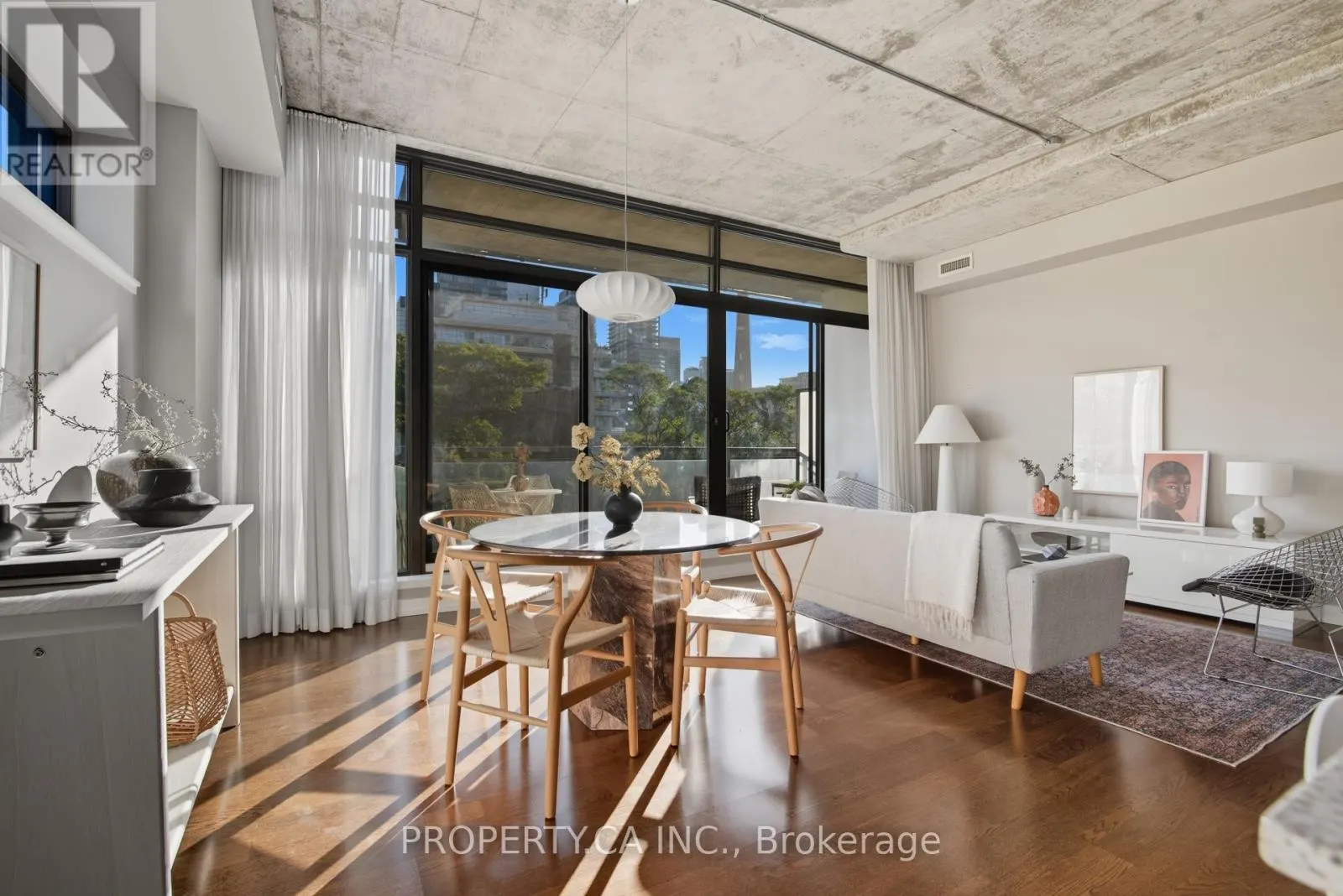 403 - 10 MORRISON STREET