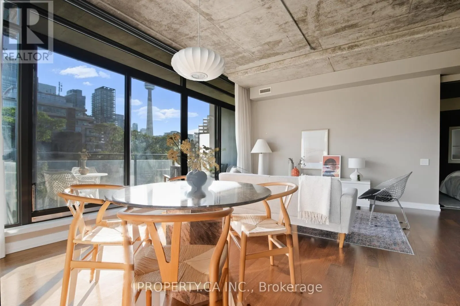 403 - 10 MORRISON STREET