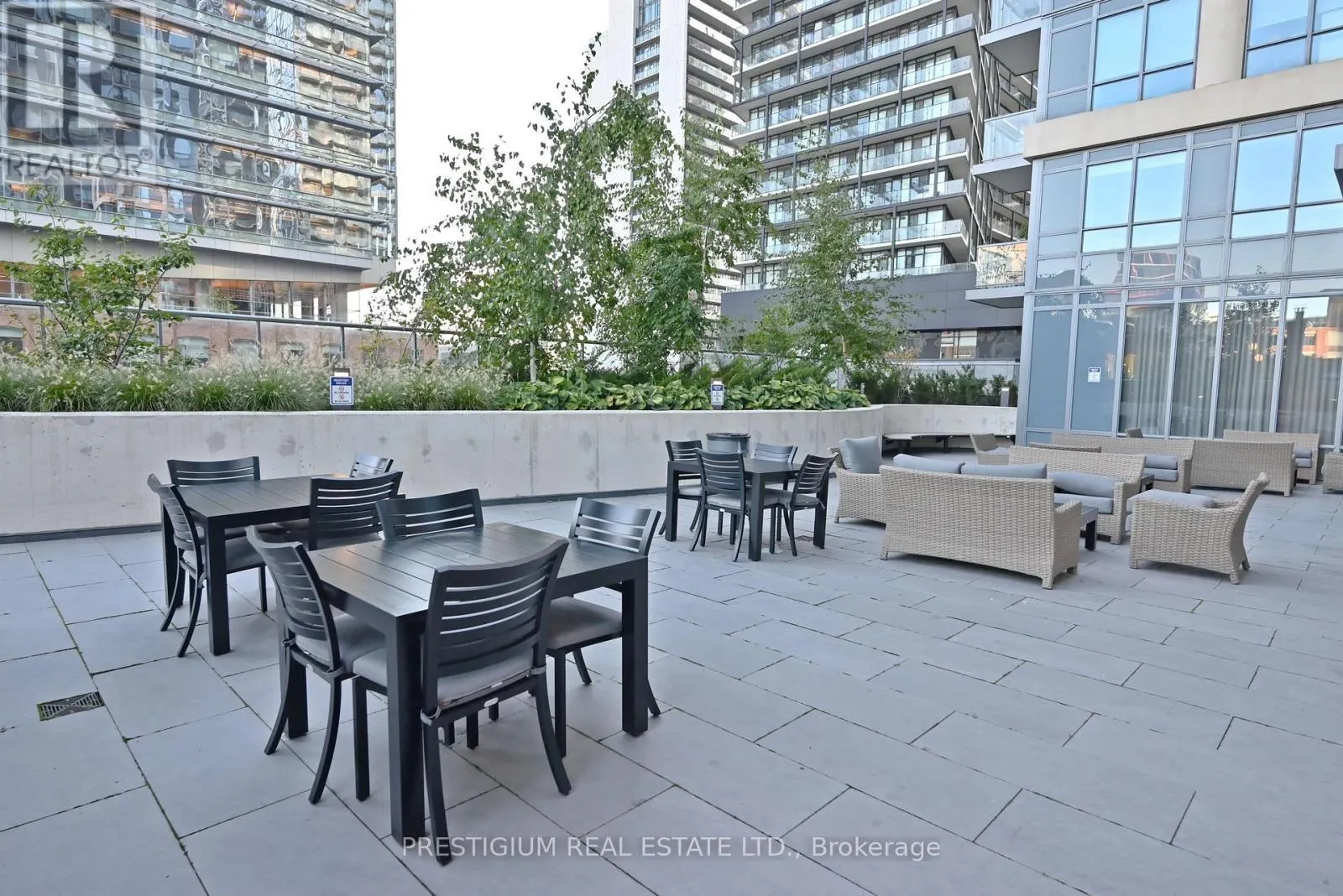 3510 - 108 PETER STREET