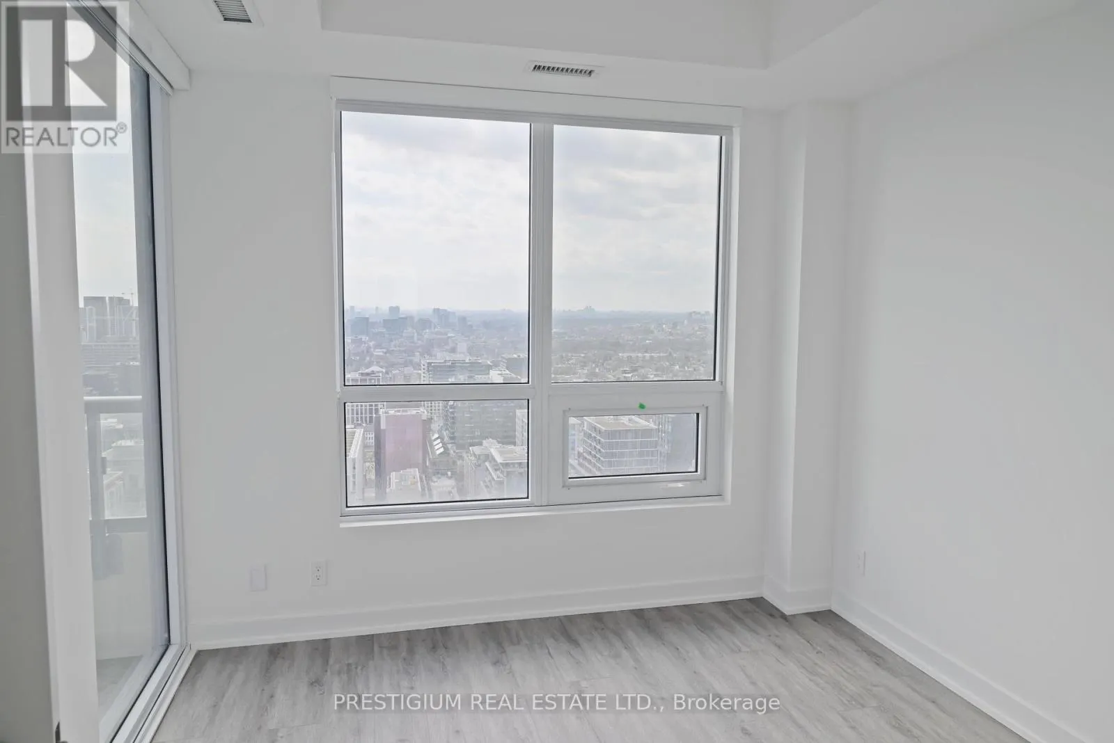 3510 - 108 PETER STREET